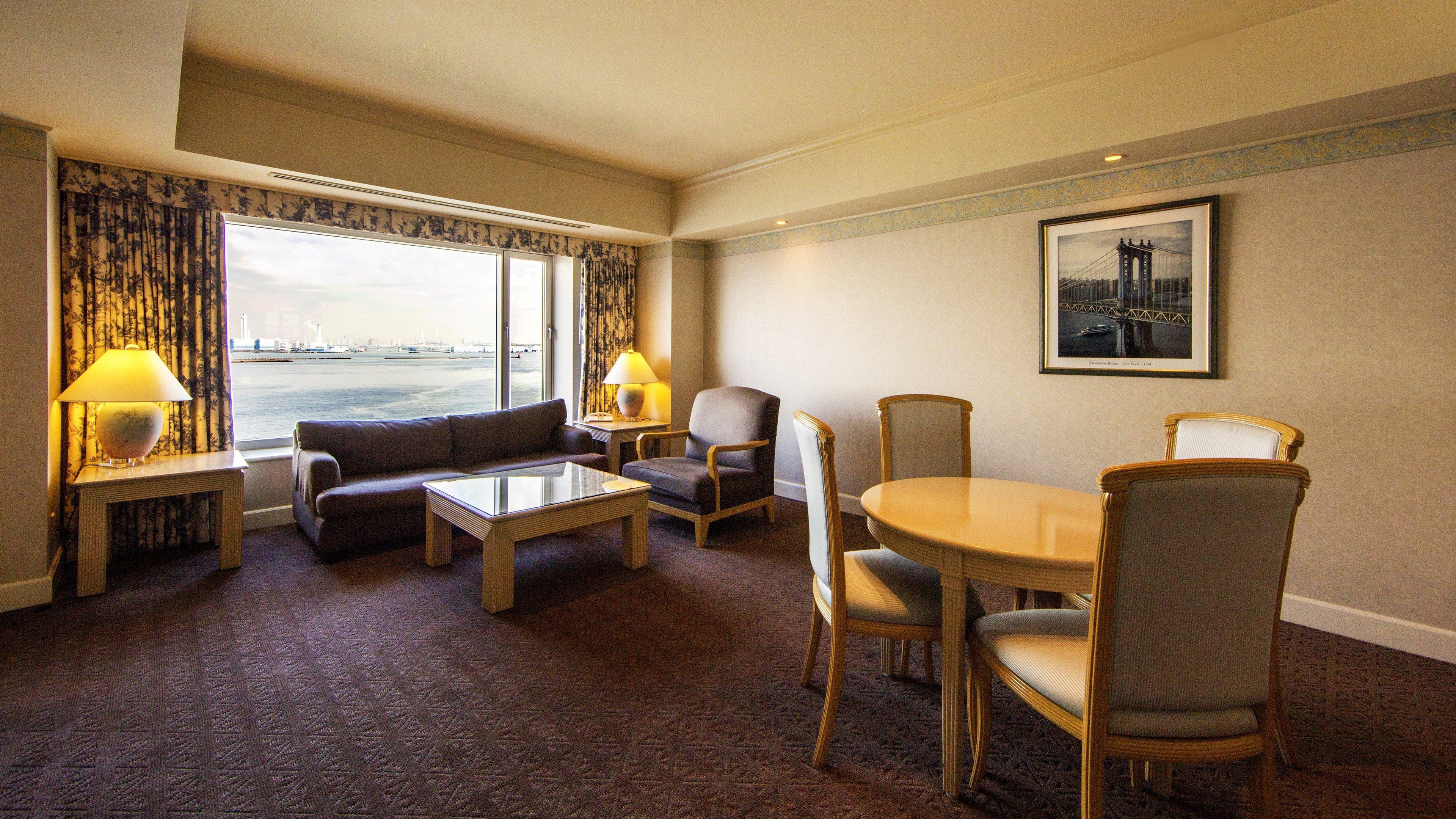 Hotel Intercontinental Yokohama Grand By Ihg Esterno foto A suite at the Hilton Tokyo
